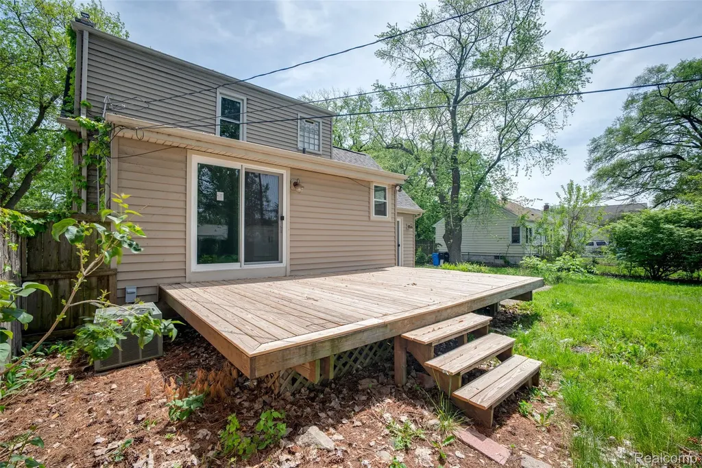 26059 Brush Street Madison Heights City MI 48071