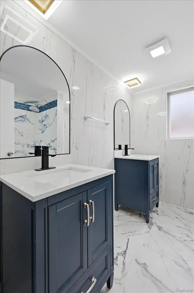 33538 Somerset Drive Sterling Heights City MI 48312