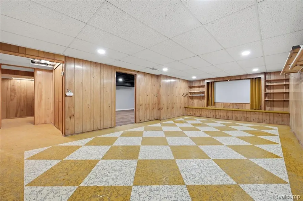 33538 Somerset Drive Sterling Heights City MI 48312