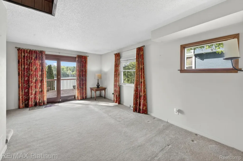 1464 Clark Lake Road Brighton Township MI 48114
