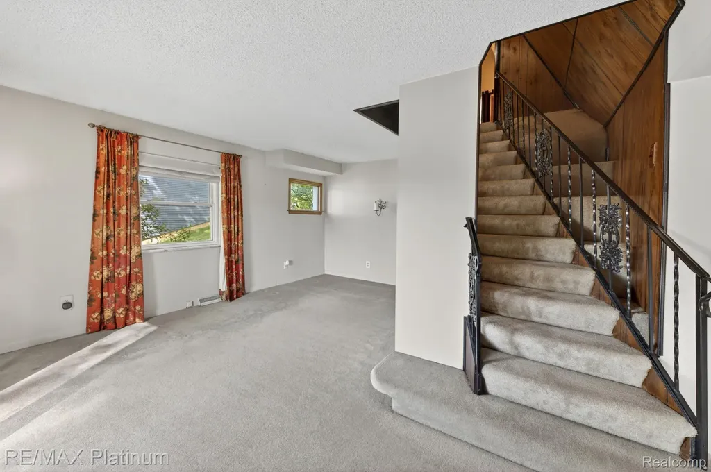 1464 Clark Lake Road Brighton Township MI 48114