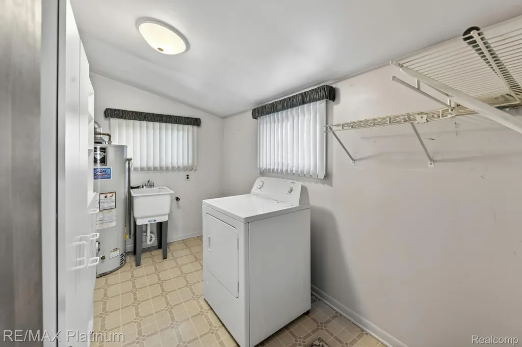 1464 Clark Lake Road Brighton Township MI 48114
