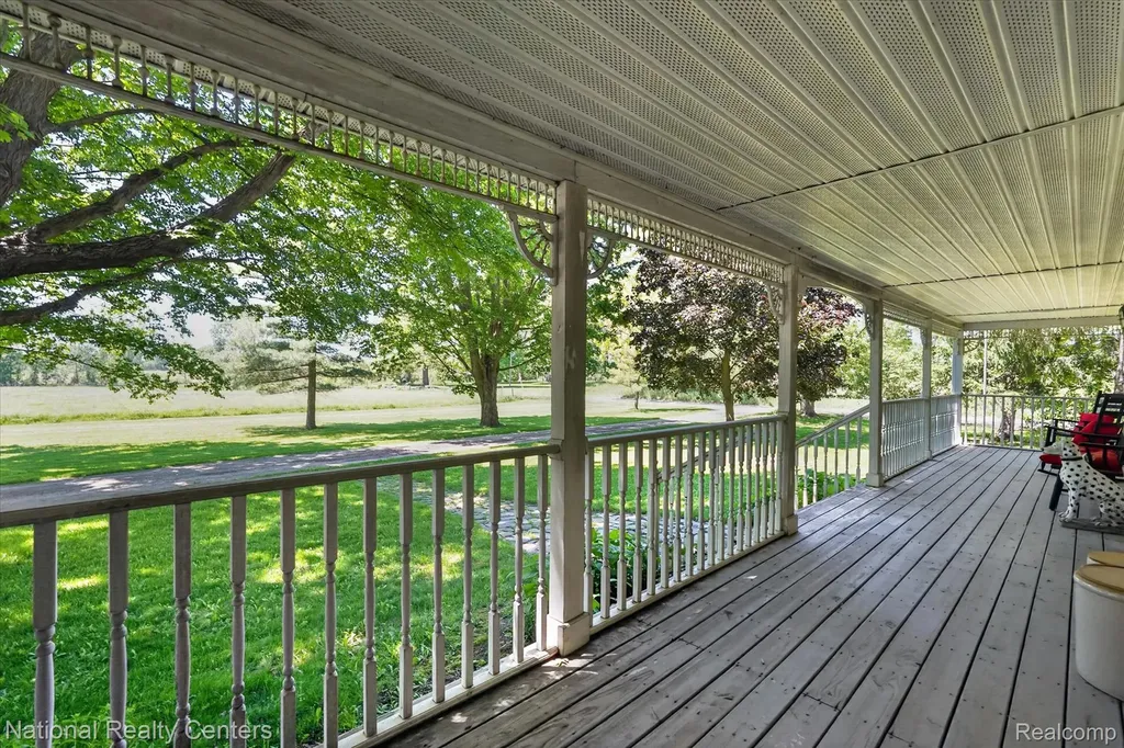 864 E Lovejoy Road Cohoctah Township MI 48418