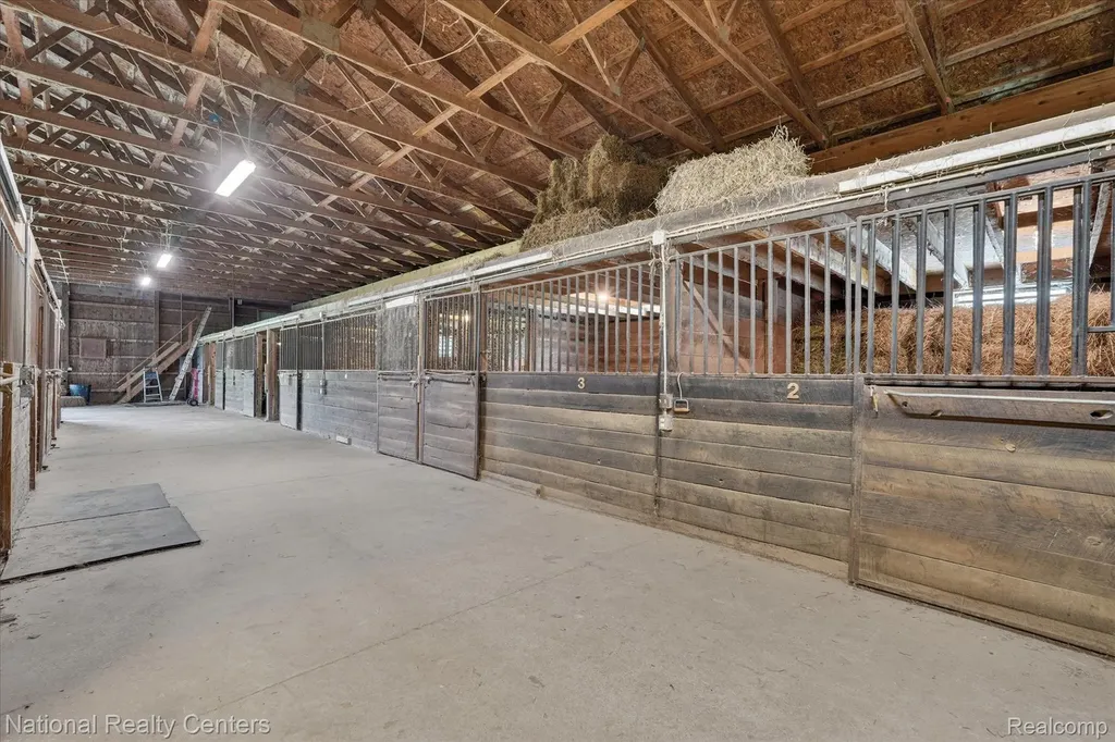864 E Lovejoy Road Cohoctah Township MI 48418