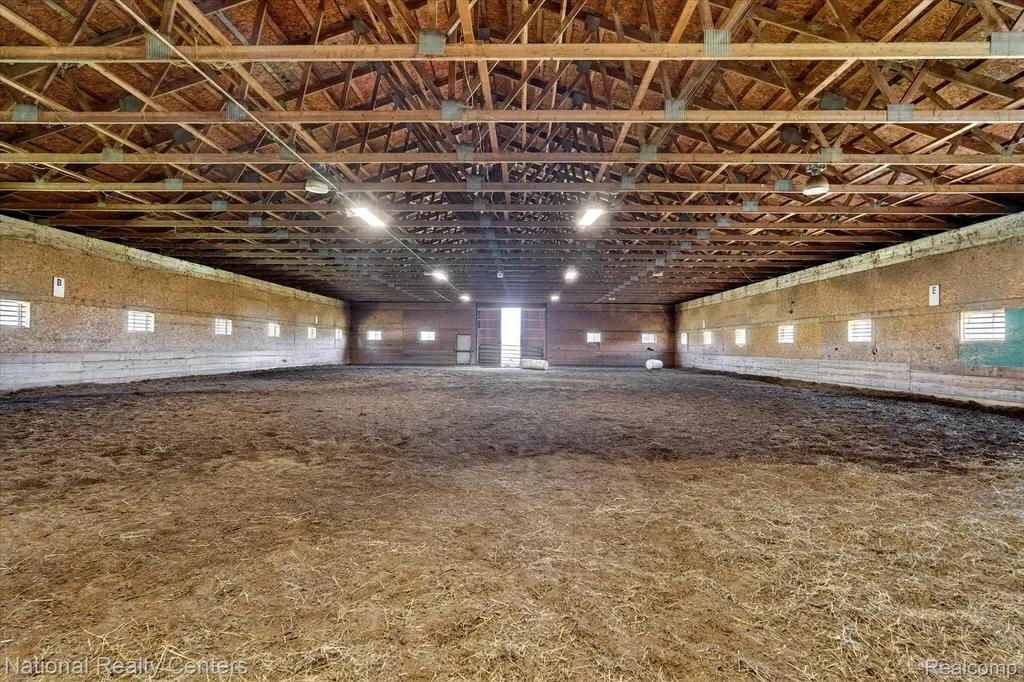 864 E Lovejoy Road Cohoctah Township MI 48418