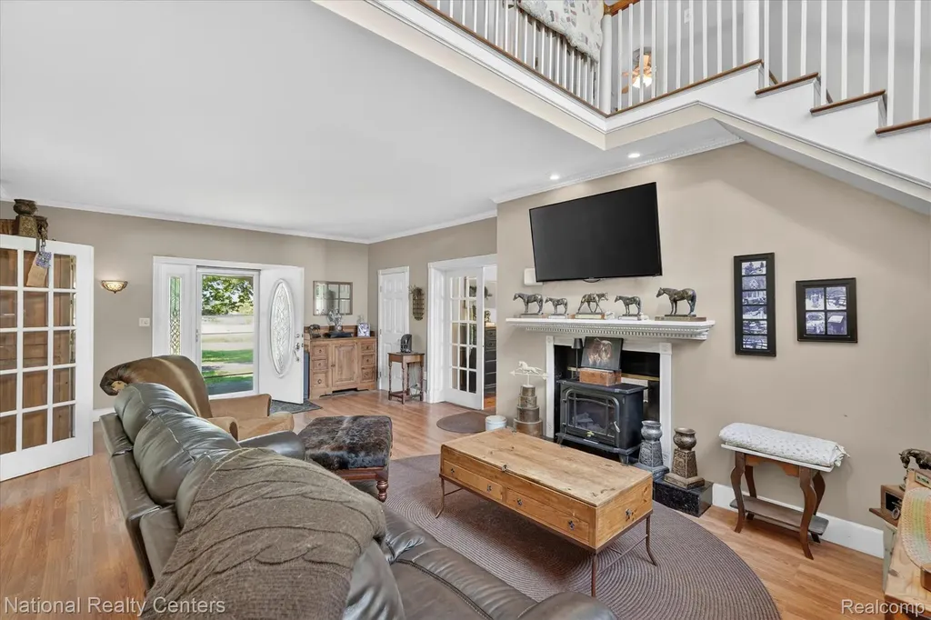 864 E Lovejoy Road Cohoctah Township MI 48418