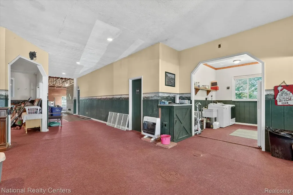 864 E Lovejoy Road Cohoctah Township MI 48418