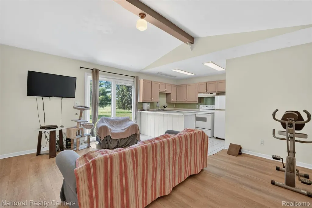 864 E Lovejoy Road Cohoctah Township MI 48418