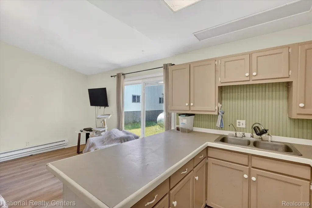 864 E Lovejoy Road Cohoctah Township MI 48418