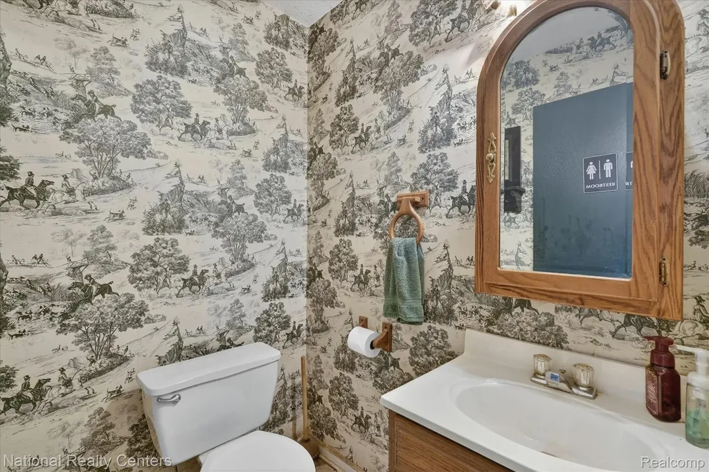 864 E Lovejoy Road Cohoctah Township MI 48418