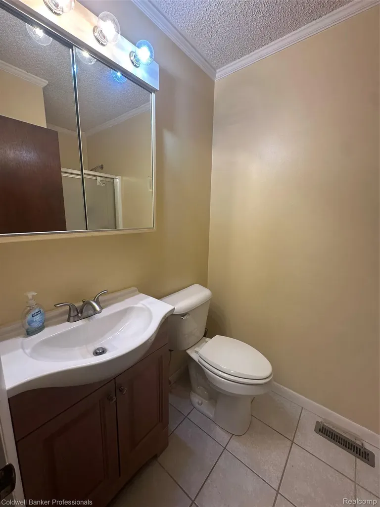 5398 Linger Lane Oregon Township MI 48446