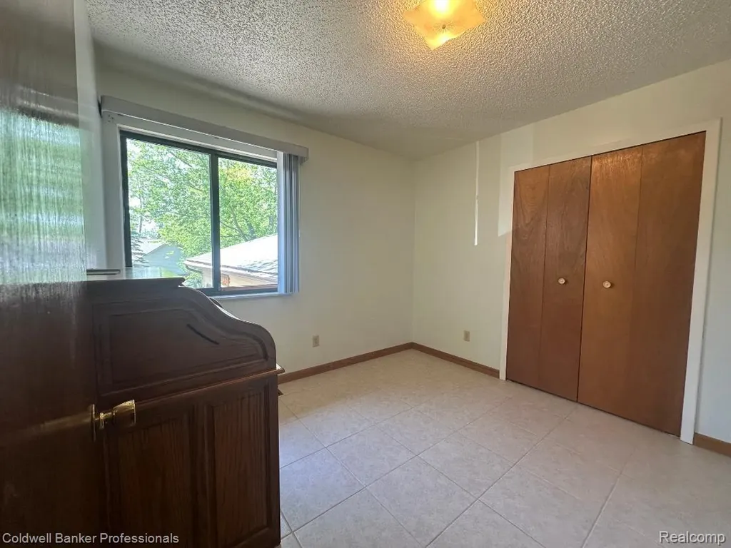 5398 Linger Lane Oregon Township MI 48446