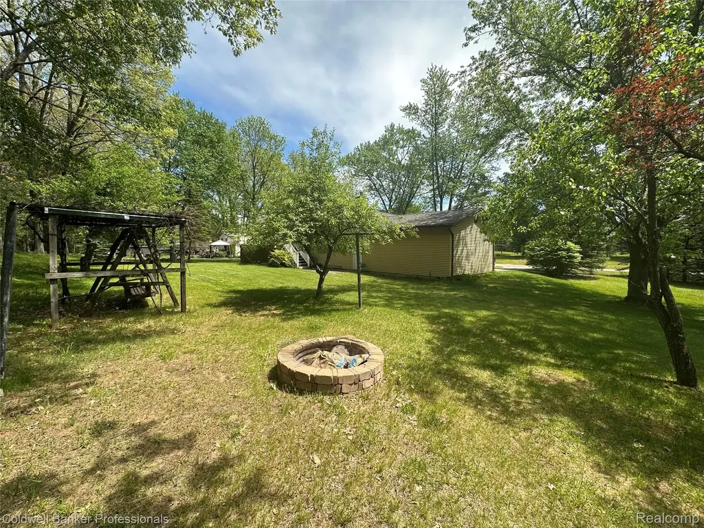 5398 Linger Lane Oregon Township MI 48446