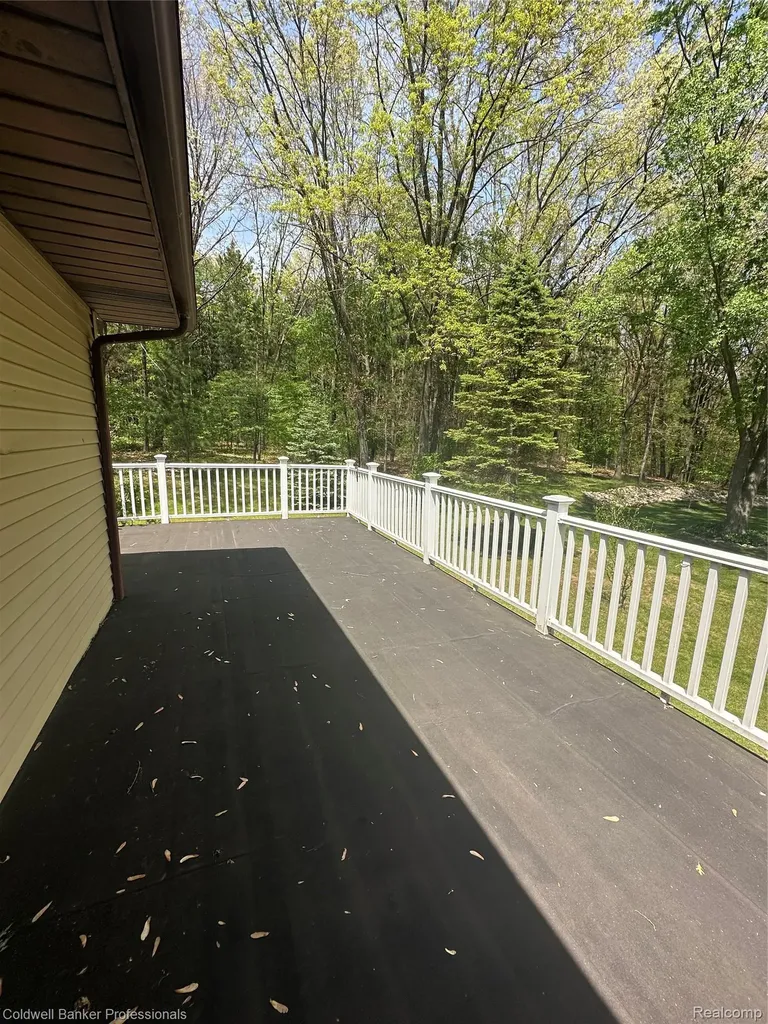 5398 Linger Lane Oregon Township MI 48446