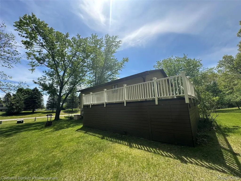 5398 Linger Lane Oregon Township MI 48446