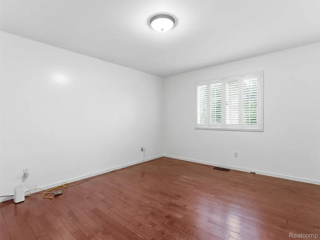6394 Rose Boulevard West Bloomfield Charter Township MI 48322