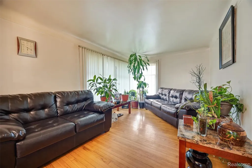 14481 Bramell Street Detroit City MI 48223