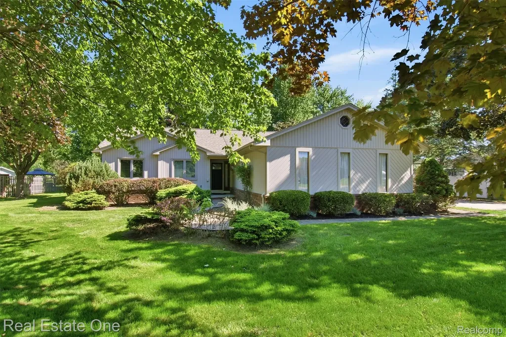 4425 Gardner Street Sterling Heights City MI 48310