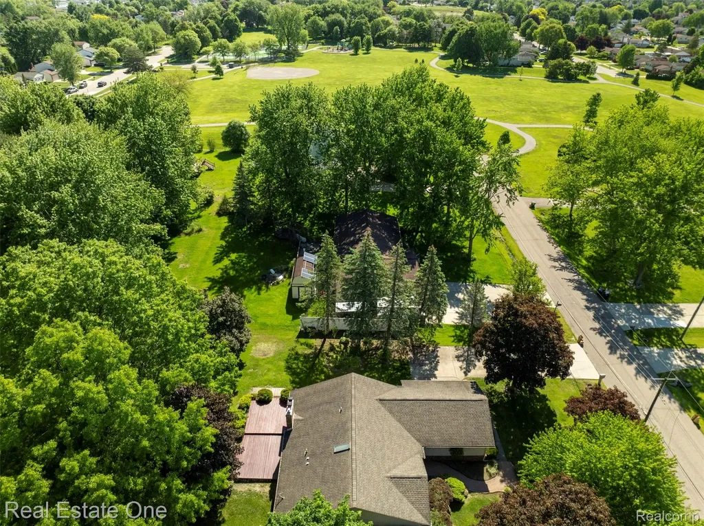 4425 Gardner Street Sterling Heights City MI 48310