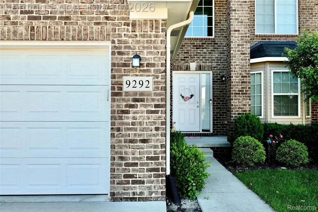 9292 Liberty Court Livonia City MI 48150