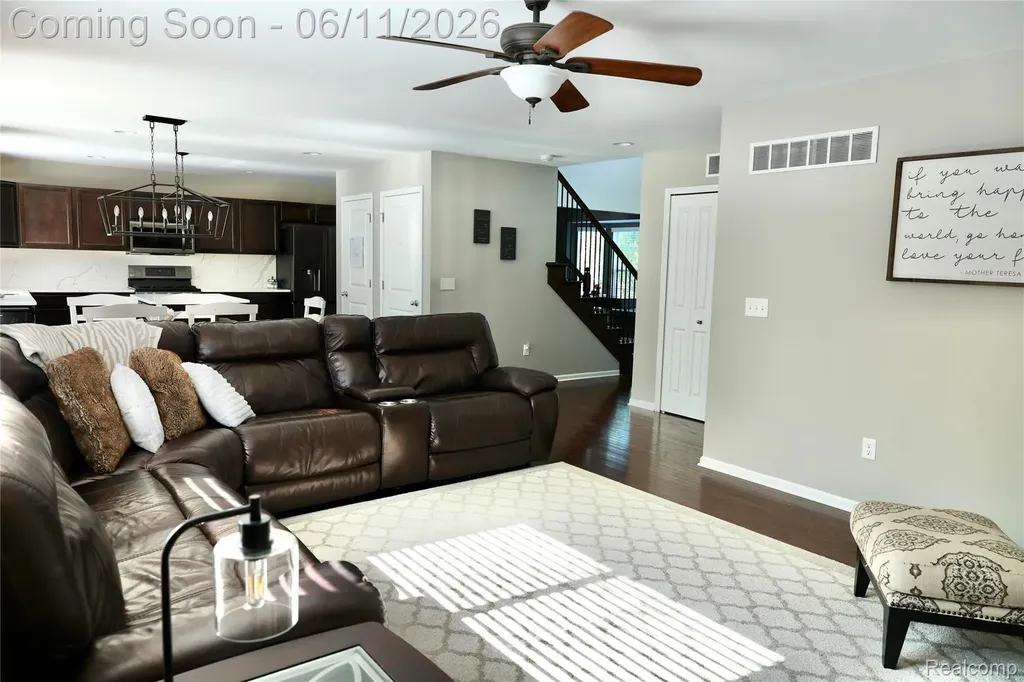 9292 Liberty Court Livonia City MI 48150
