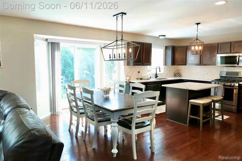 9292 Liberty Court Livonia City MI 48150