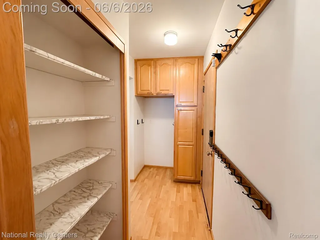 2182 Yorktown Drive Ann Arbor City MI 48105