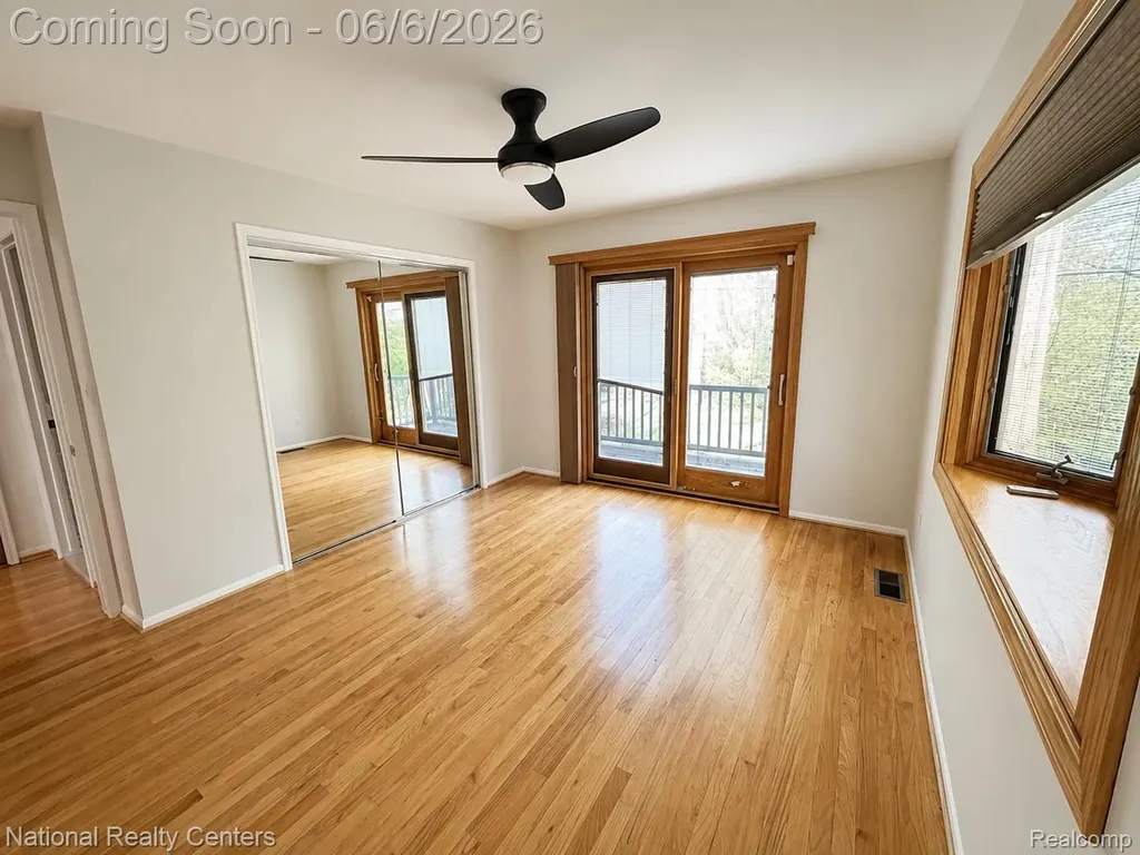 2182 Yorktown Drive Ann Arbor City MI 48105