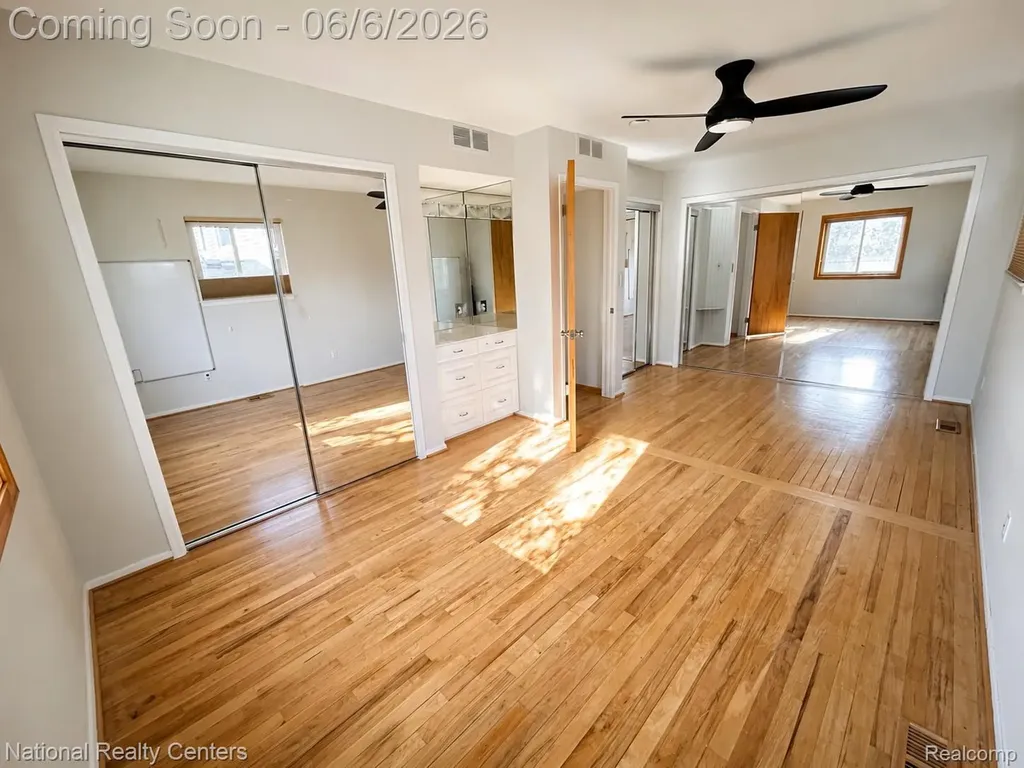 2182 Yorktown Drive Ann Arbor City MI 48105