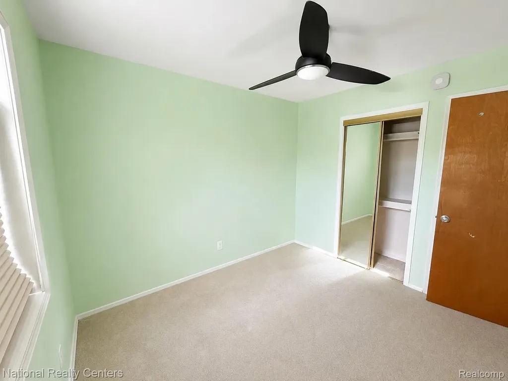 2182 Yorktown Drive Ann Arbor City MI 48105