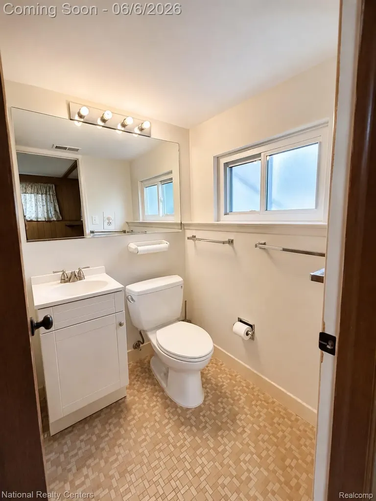 2182 Yorktown Drive Ann Arbor City MI 48105