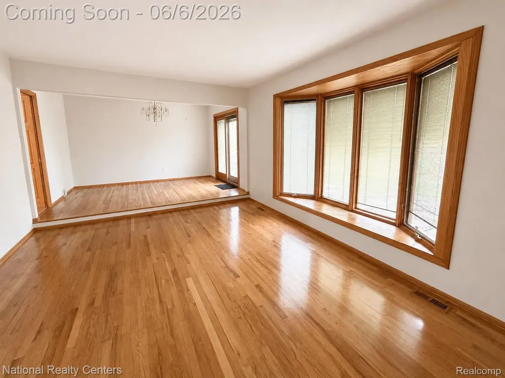2182 Yorktown Drive Ann Arbor City MI 48105