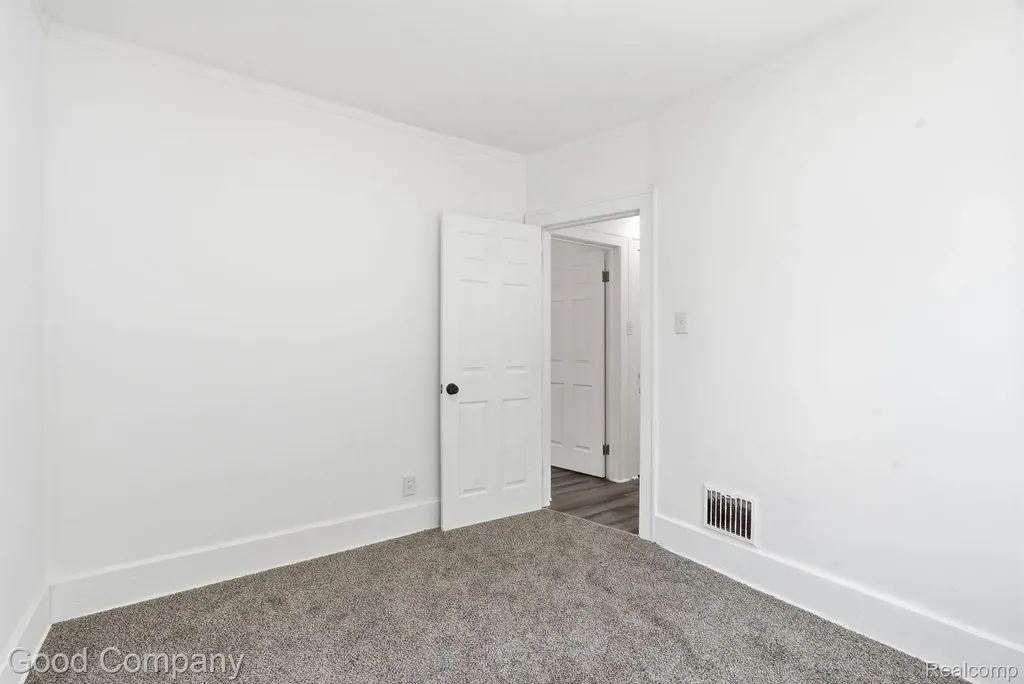 10139 Maplelawn Street Detroit City MI 48204