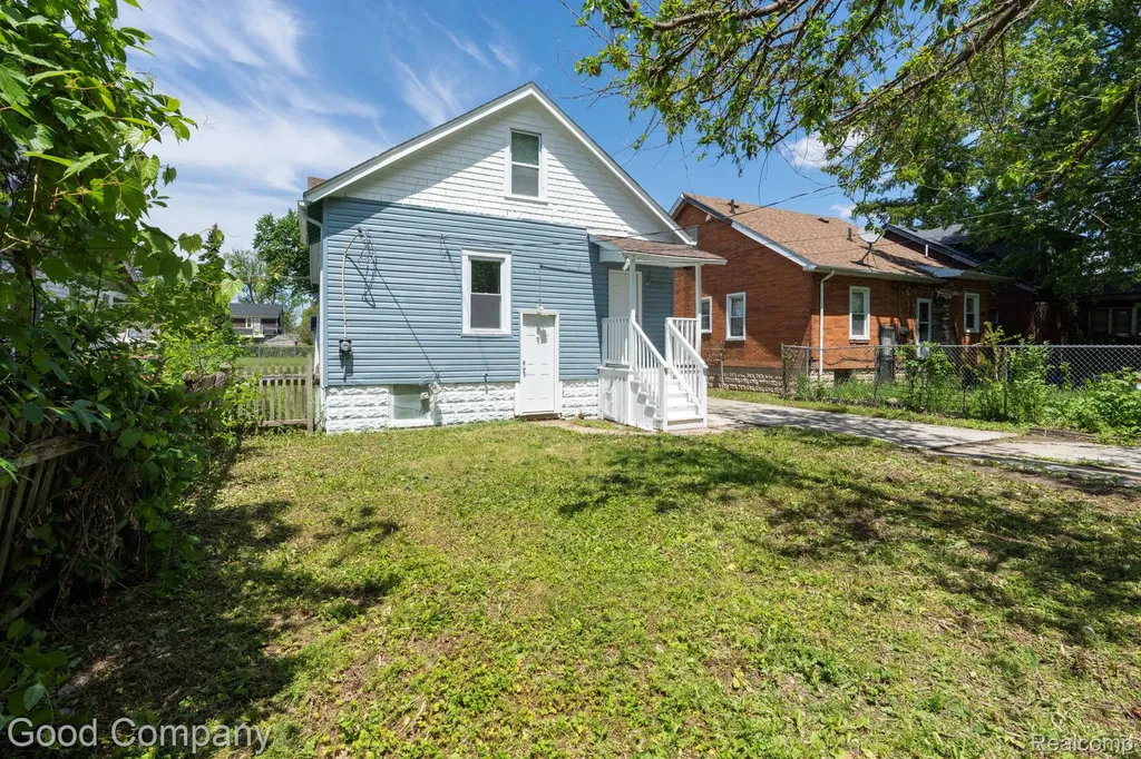 10139 Maplelawn Street Detroit City MI 48204