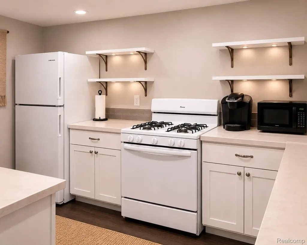 30745 Red Maple Lane Southfield City MI 48076