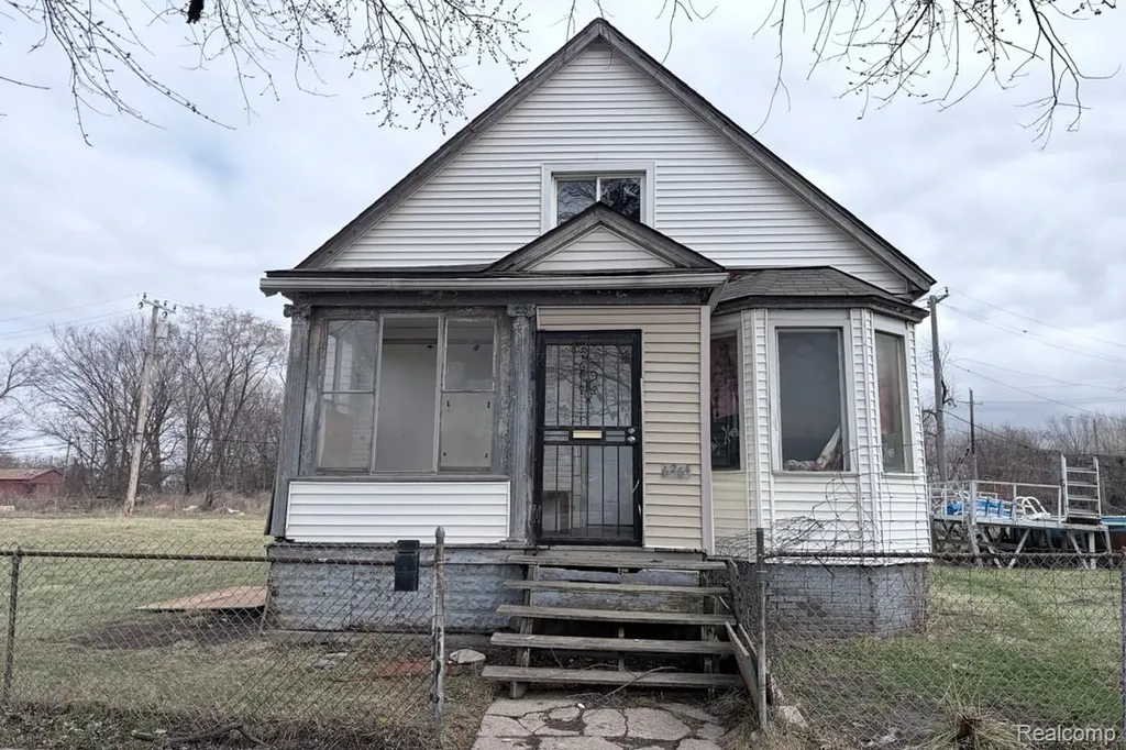 6264 Holcomb Street Detroit City MI 48213
