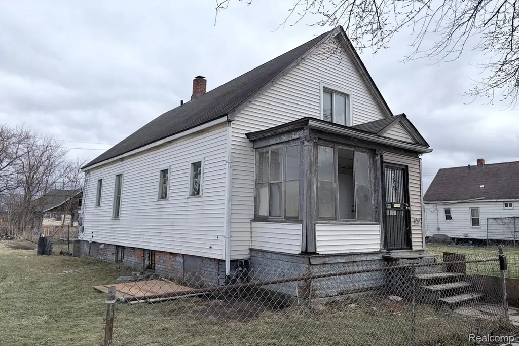 6264 Holcomb Street Detroit City MI 48213