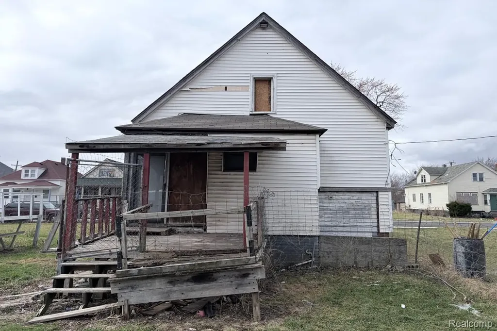 6264 Holcomb Street Detroit City MI 48213