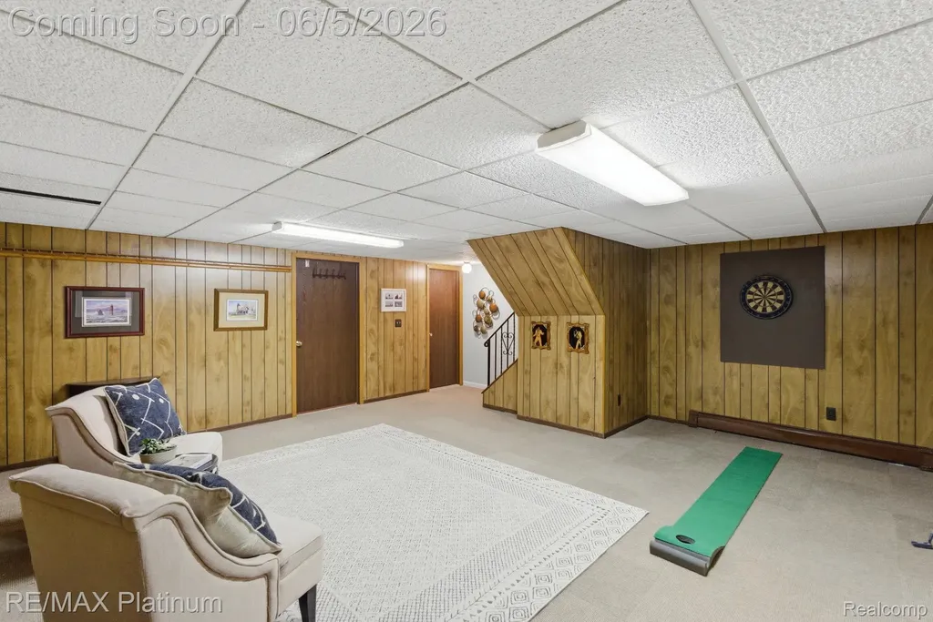 25323 Franklin Terrace South Lyon City MI 48178
