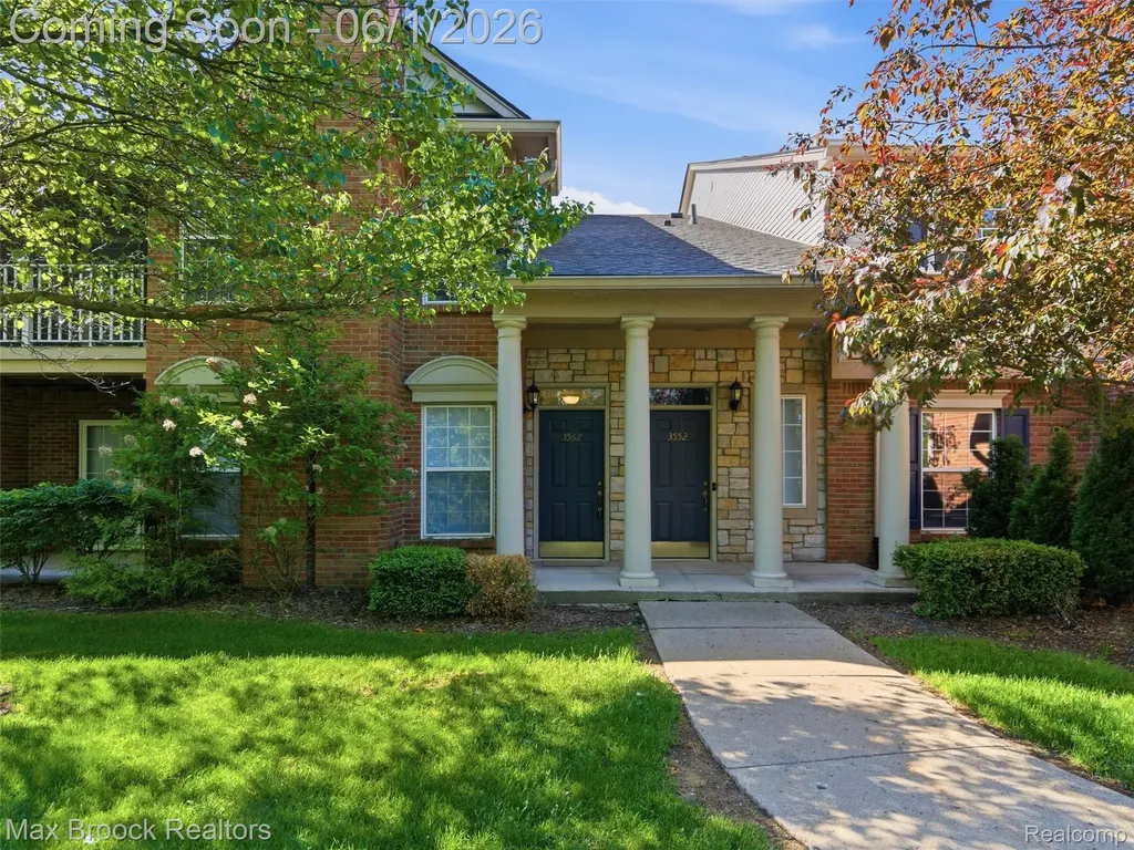 3562 Tremonte Circle N Oakland Charter Township MI 48306
