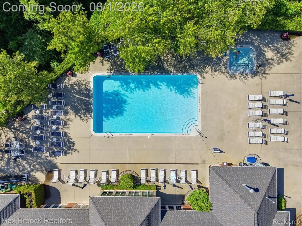 3562 Tremonte Circle N Oakland Charter Township MI 48306