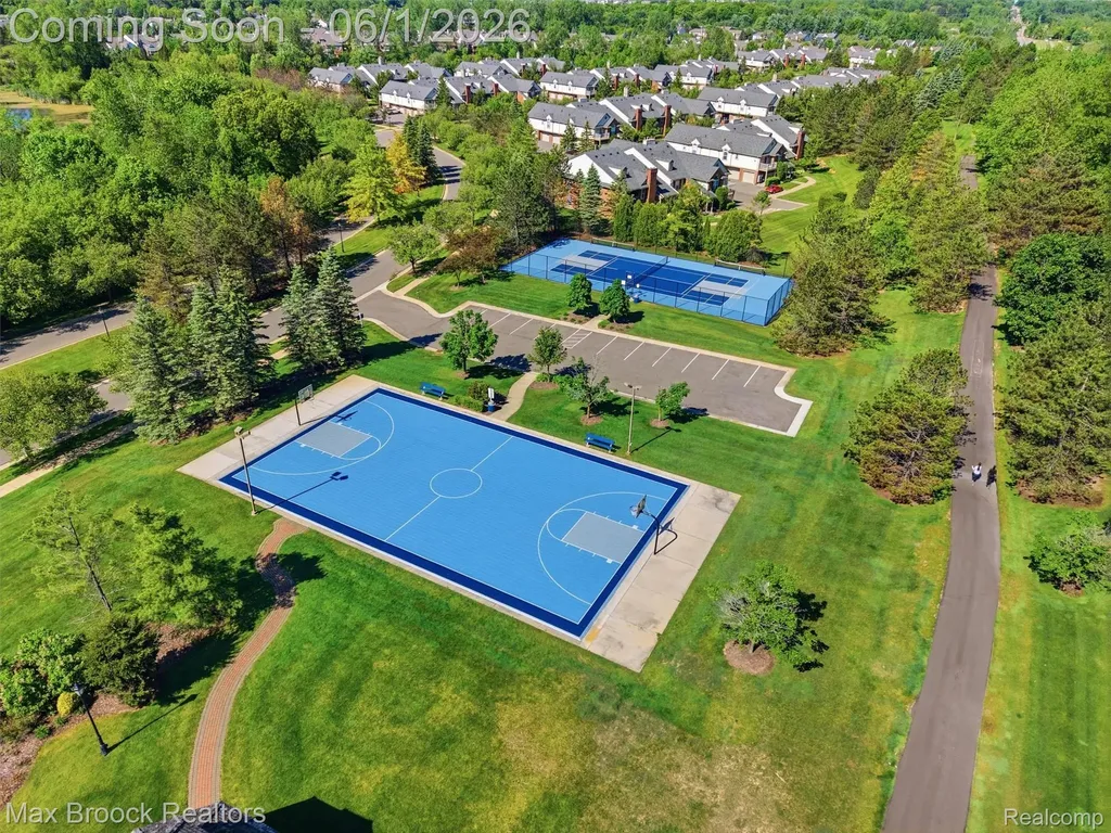 3562 Tremonte Circle N Oakland Charter Township MI 48306