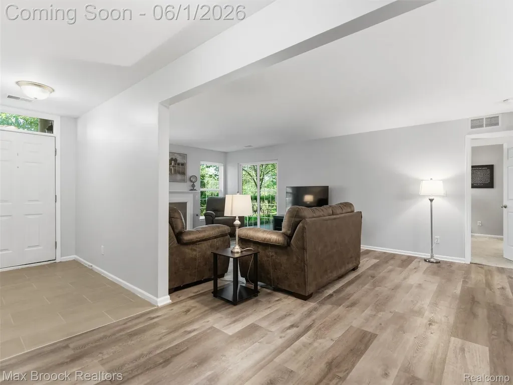 3562 Tremonte Circle N Oakland Charter Township MI 48306
