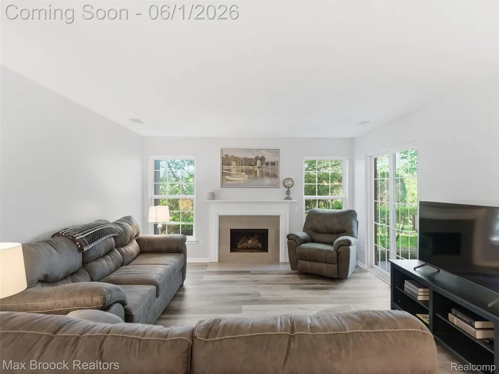 3562 Tremonte Circle N Oakland Charter Township MI 48306