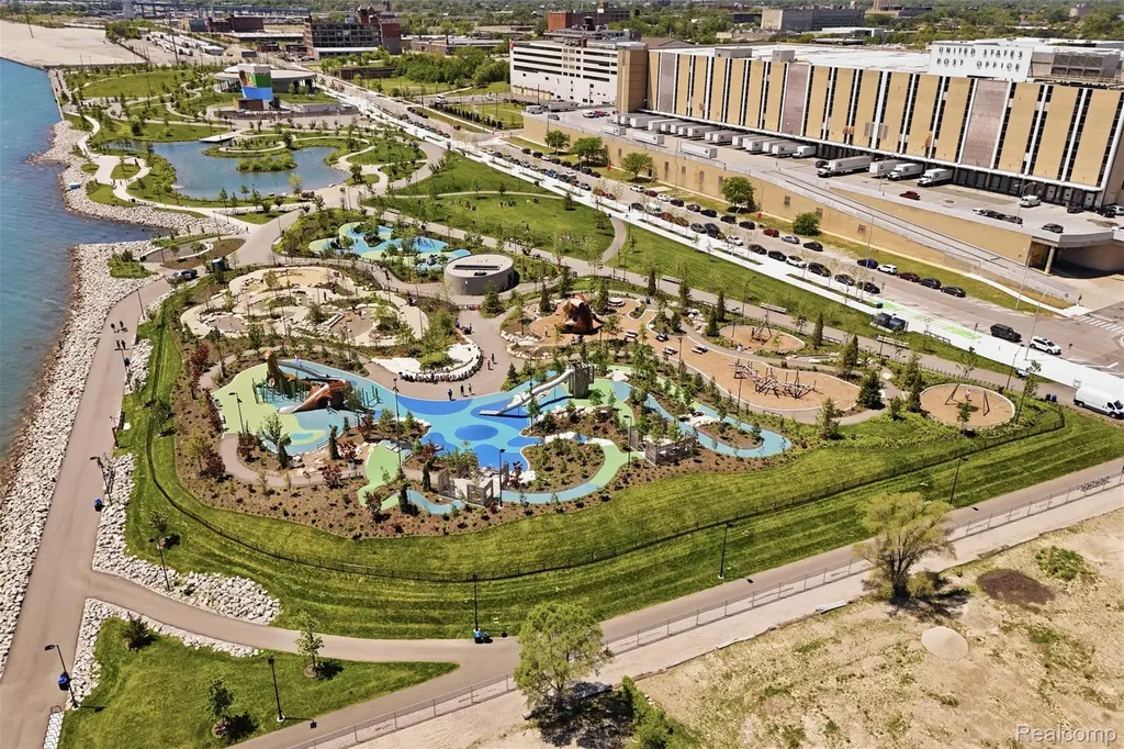 300 Riverfront Detroit City MI 48226