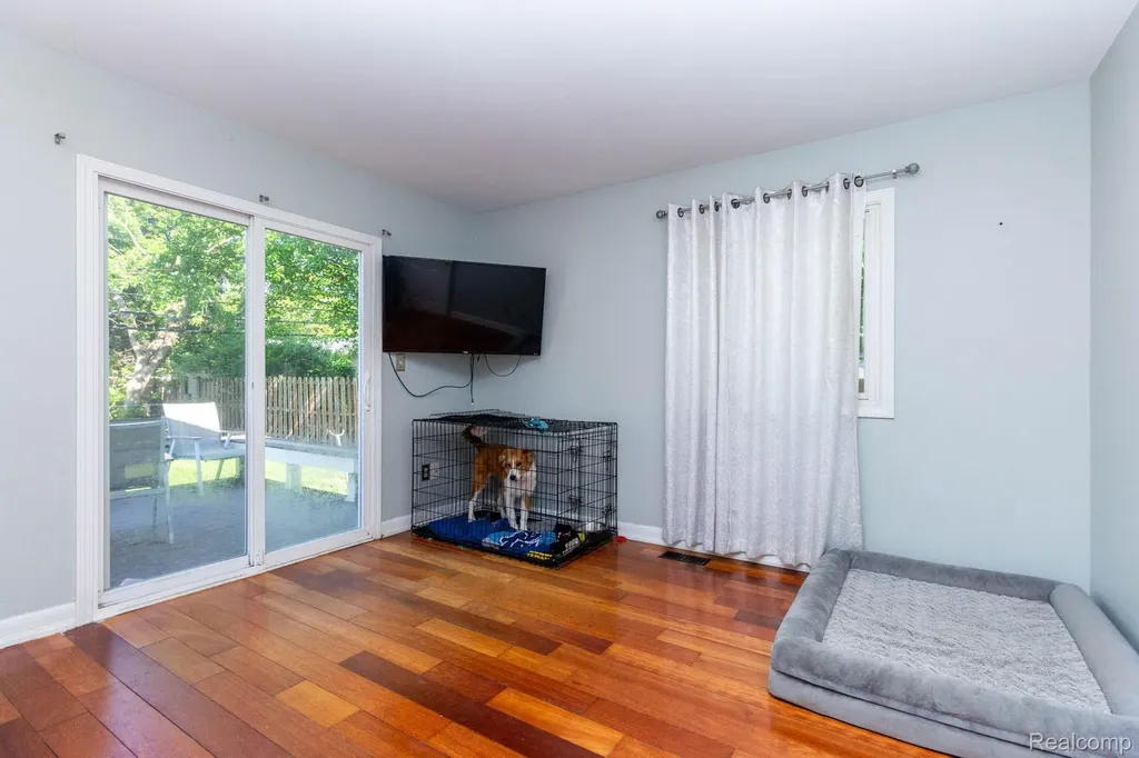 2375 Darnell Street Wolverine Lake Village MI 48390