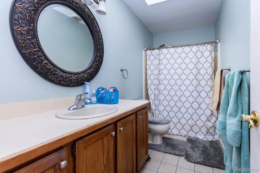2375 Darnell Street Wolverine Lake Village MI 48390