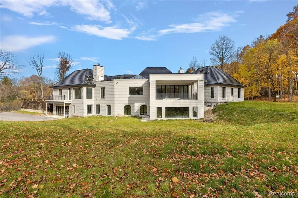 625 Fairbrook Street Northville Township MI 48167