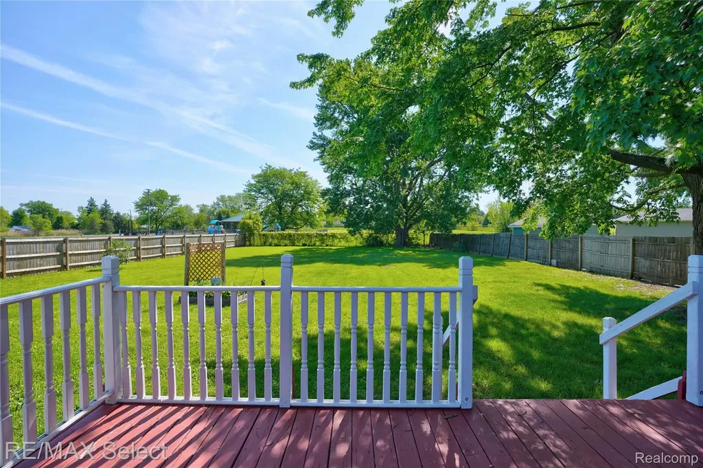 4075 Bristolwood Drive Flint Charter Township MI 48507