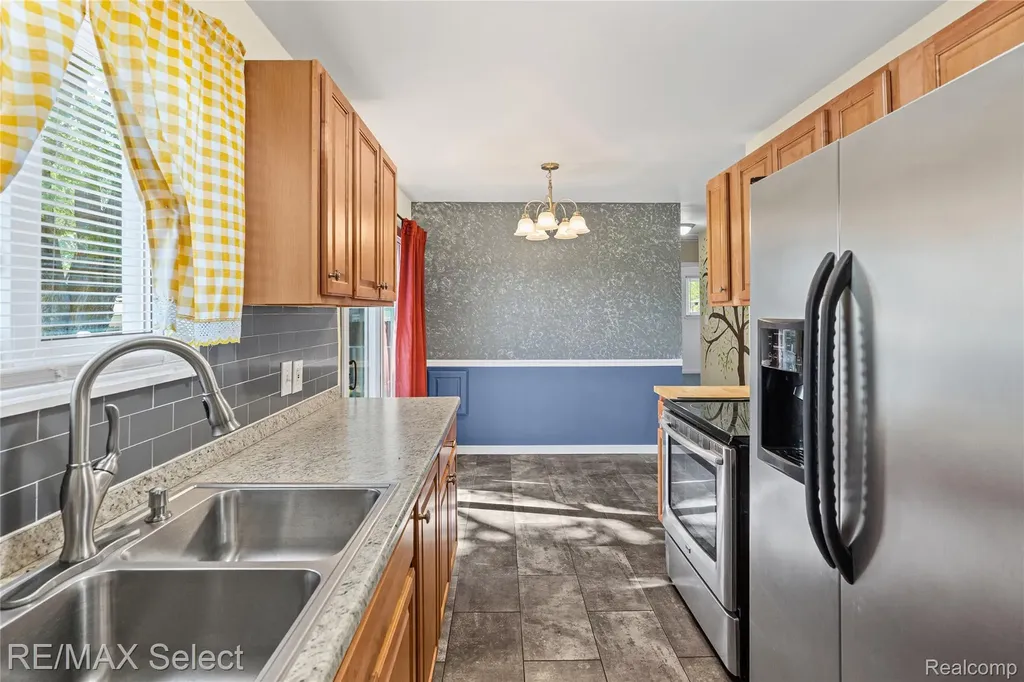4075 Bristolwood Drive Flint Charter Township MI 48507